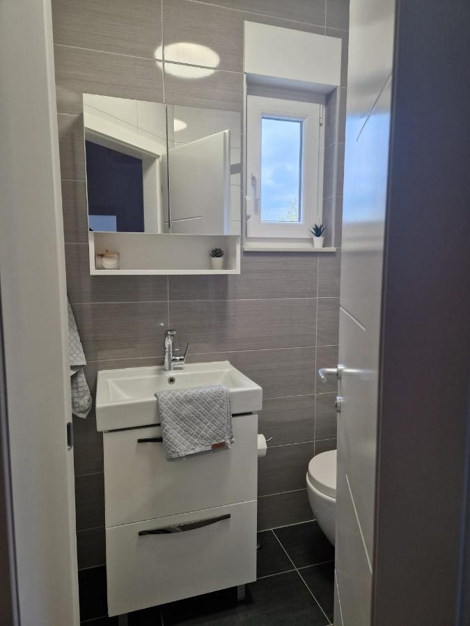 Apartman River Breeze Omiš Εξωτερικό φωτογραφία